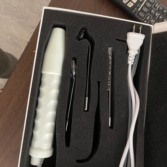 Nu Derma Skin Therapy Wand - Picture 2 of 6